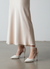 Sapato Scarpin Saia e Blusa